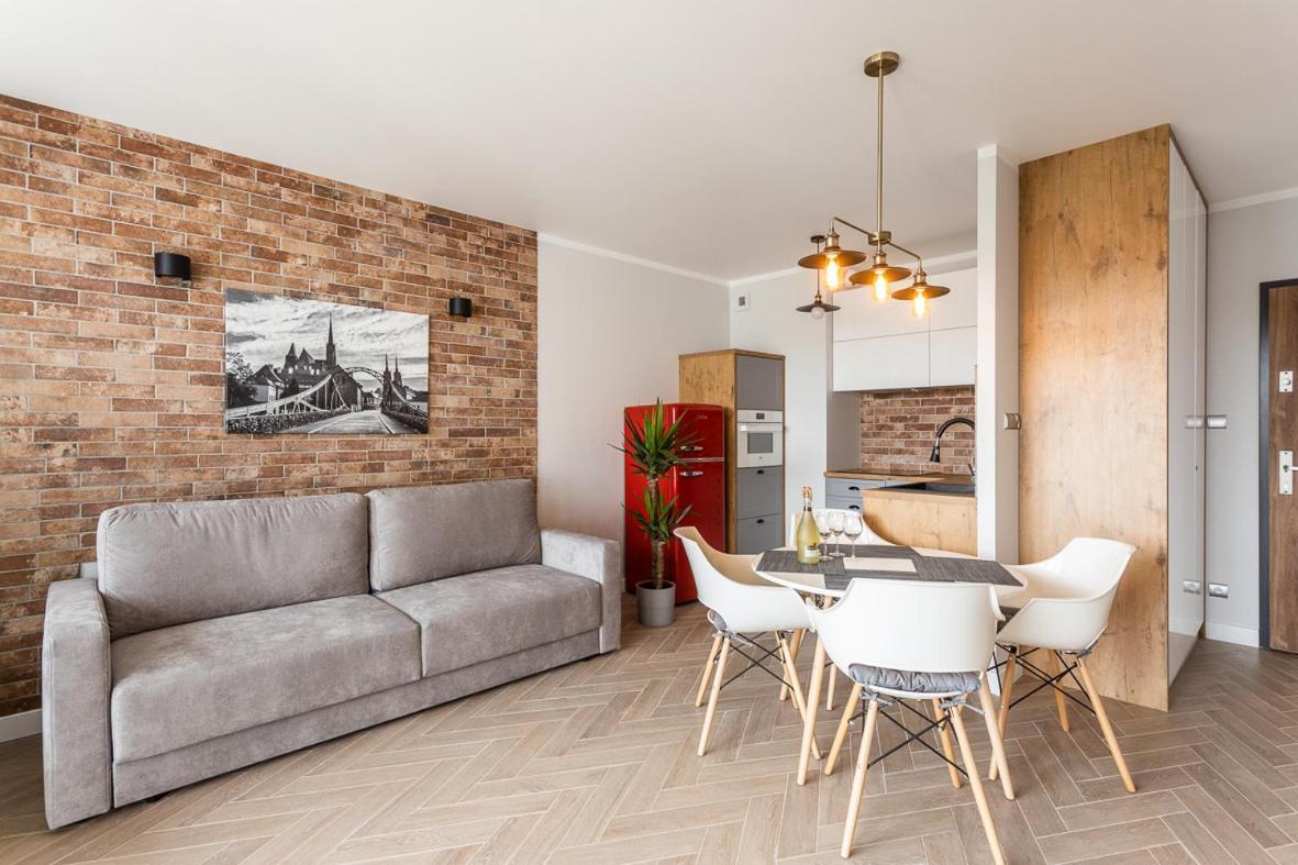 B&W Luxurious Apartment In The Center Of Wrocław Buitenkant foto